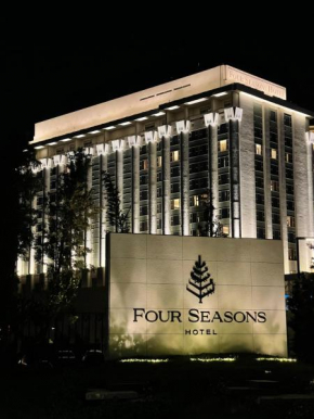 Отель Four Seasons Hotel Amman  Amman